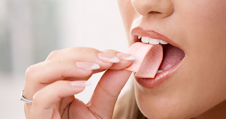 The Do’s and Don’ts of Eating with Invisalign